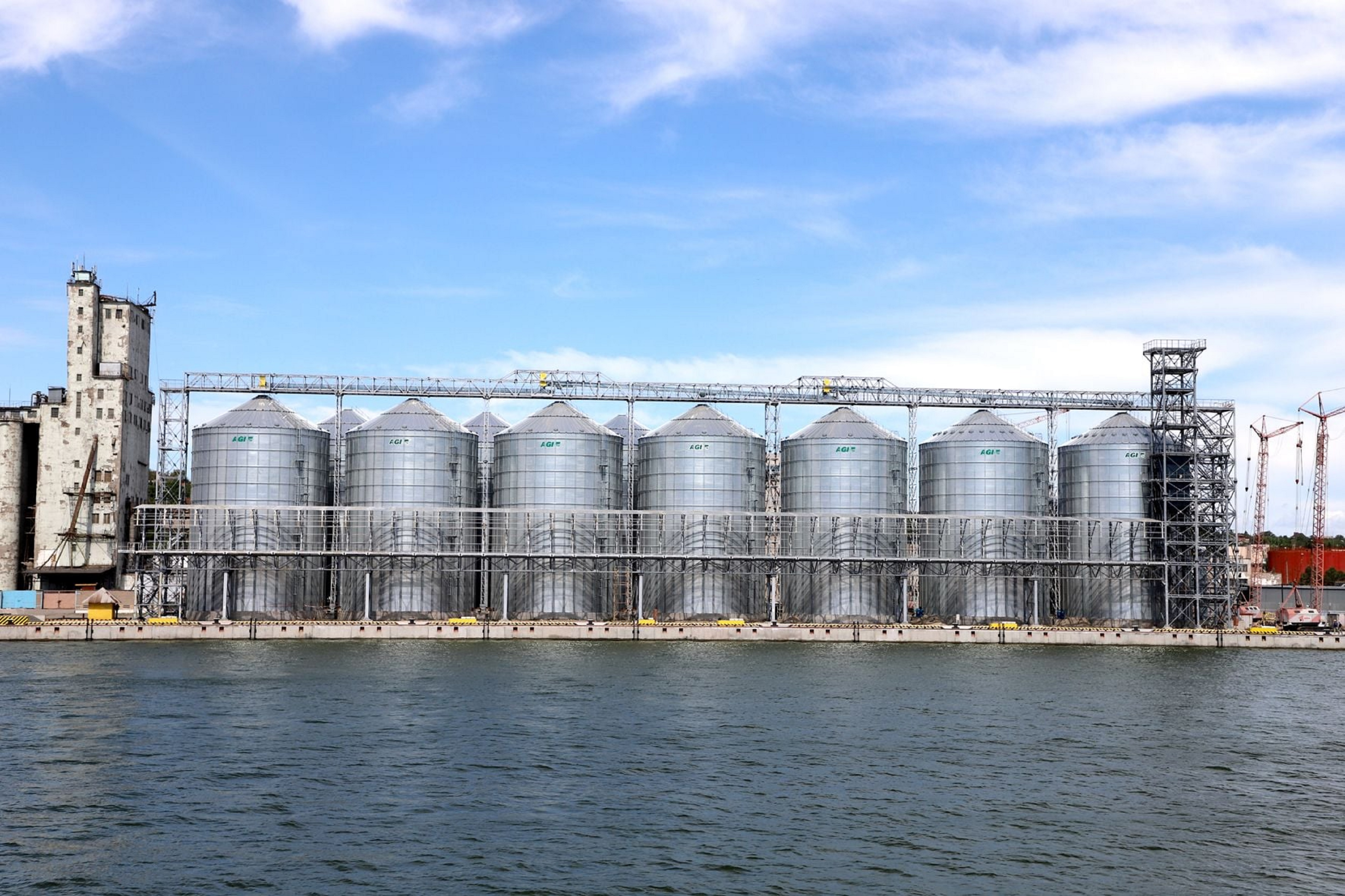 silos